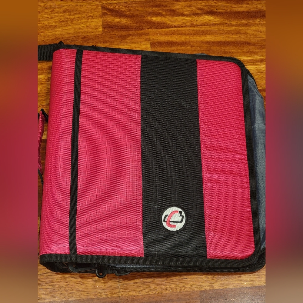 Case-It The Classic 2" 3-Ring Zipper Binder w/Handle & Shoulder Strap